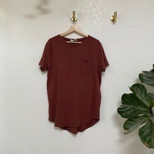 UO Feather tee